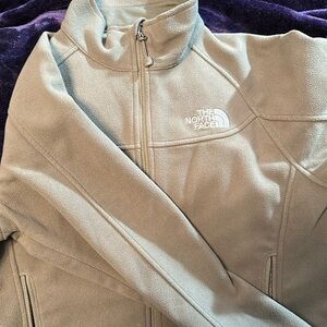 The North Face Women's Windwall Fleece Jacket Size M